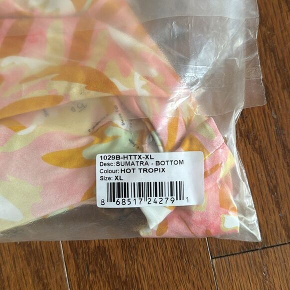 NWT Stone Fox Swim Sumatra Bottom in Hot Tropix Size XL - Picture 2 of 5